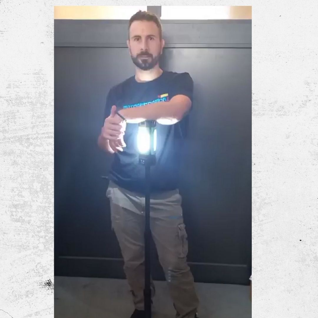 lampada-con-leonardo-rid